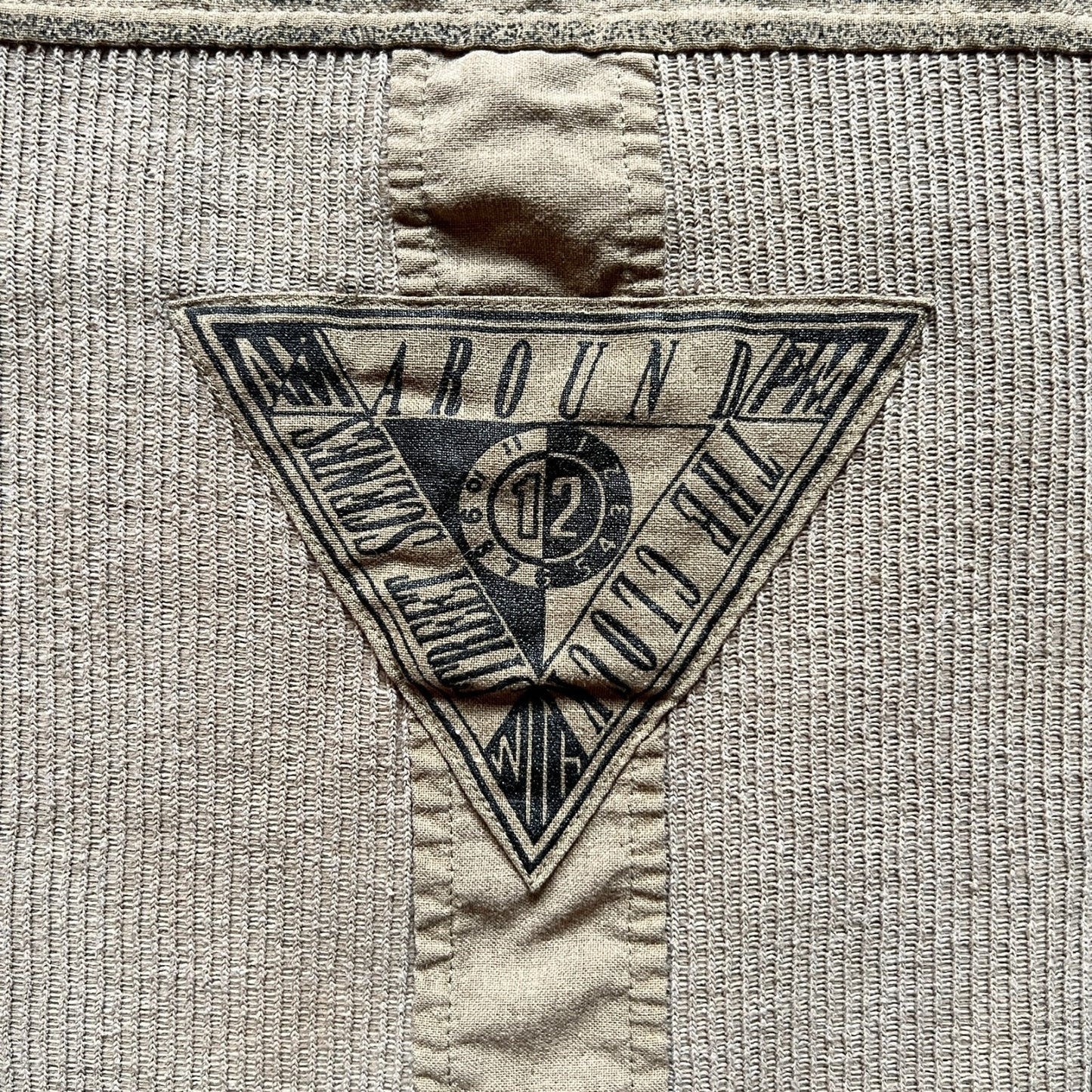 Vintage 90s Street Scenes Mens Long Sleeve Top Size L Tan Striped Slouchy Light-weight Grunge Skater