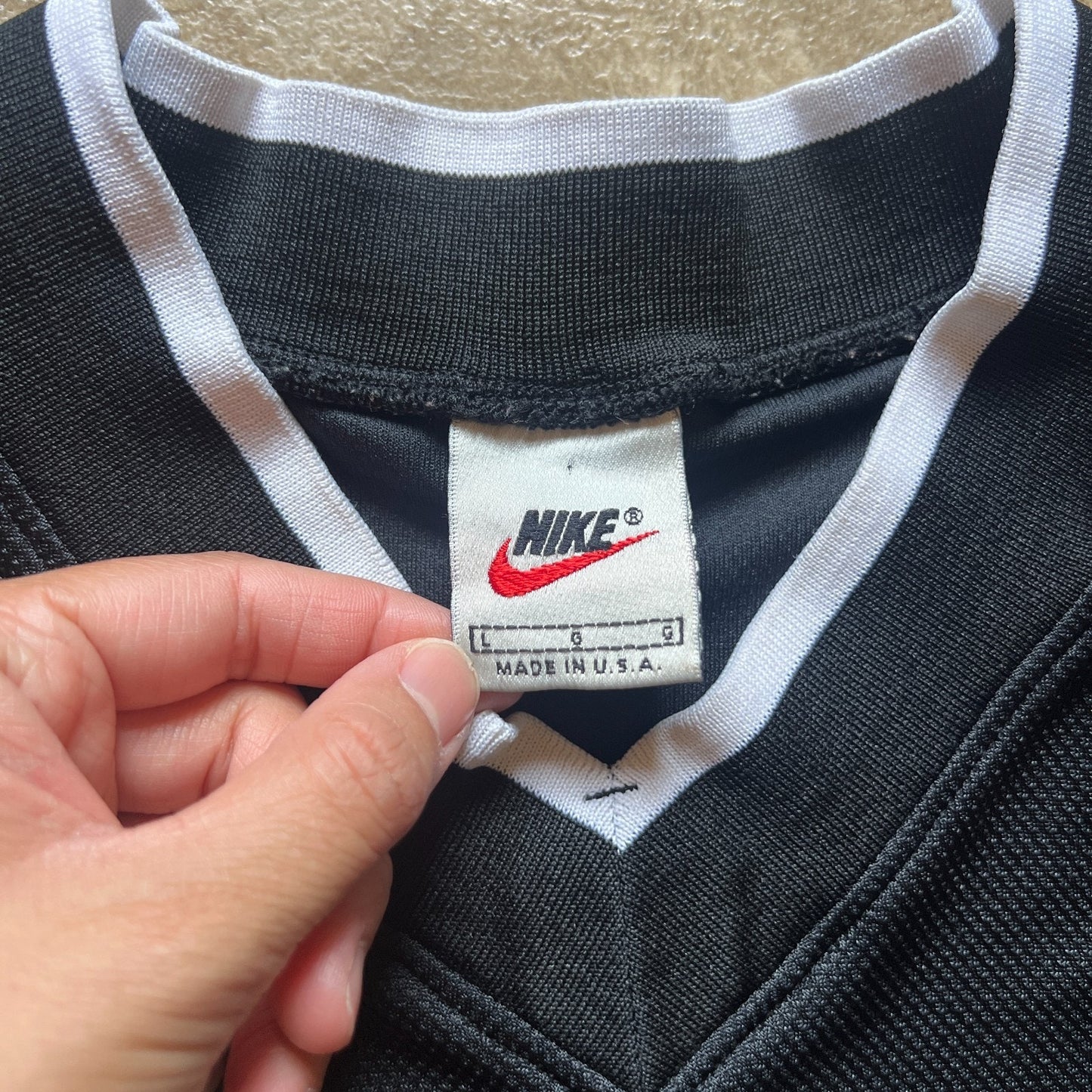 Vintage 90s Nike Mens Jersey Shirt Size L Black White Swoosh Logo
