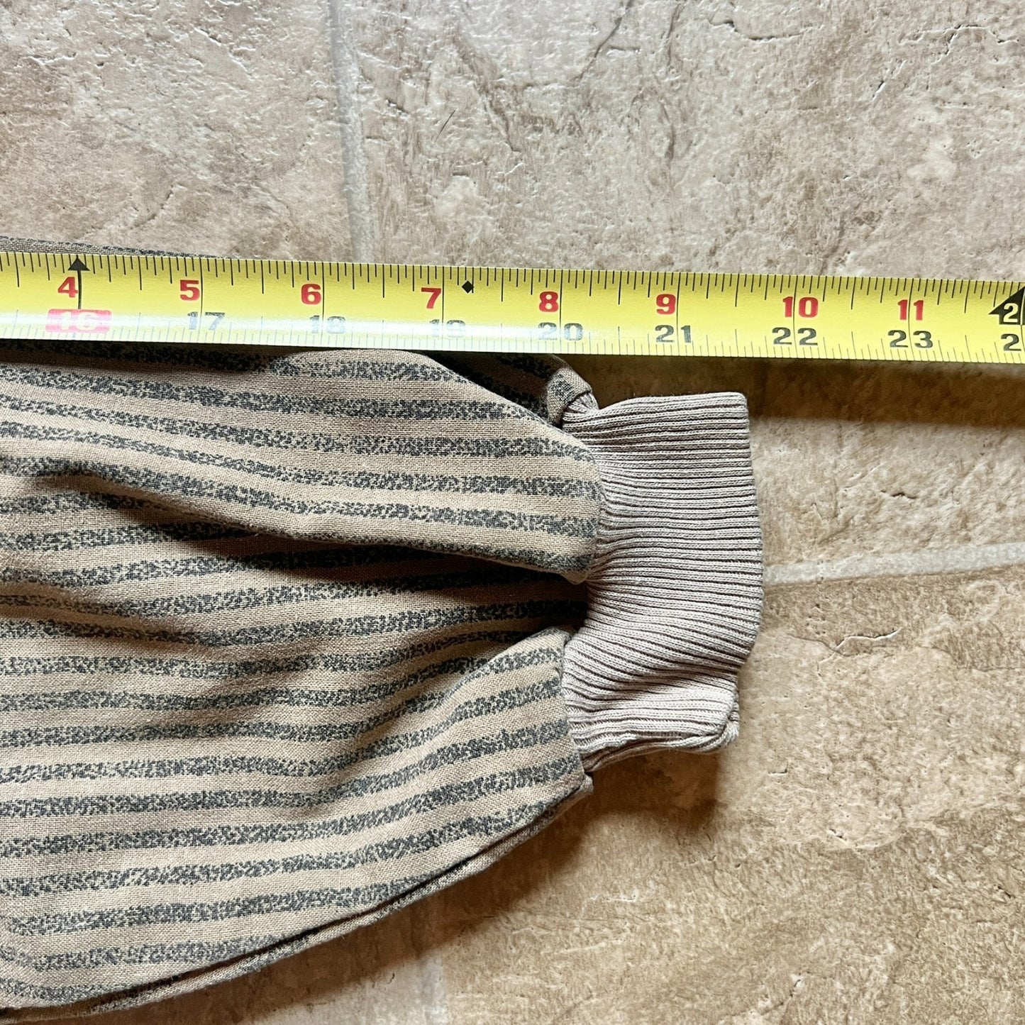 Vintage 90s Street Scenes Mens Long Sleeve Top Size L Tan Striped Slouchy Light-weight Grunge Skater
