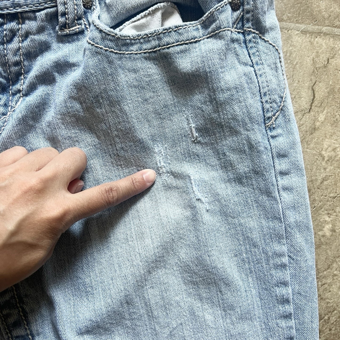 Vintage Y2K Aeropostale Womens Hailey Skinny Flare Size 5/6 Low Rise Light Wash Distressed