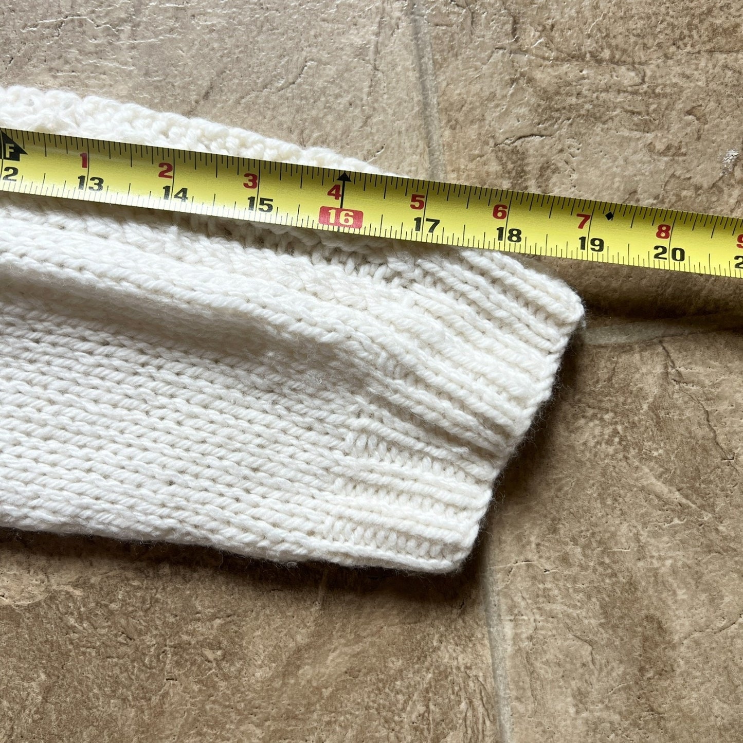 American Eagle Womens Cable Knit Sweater Cardian Size L Chunky Cream