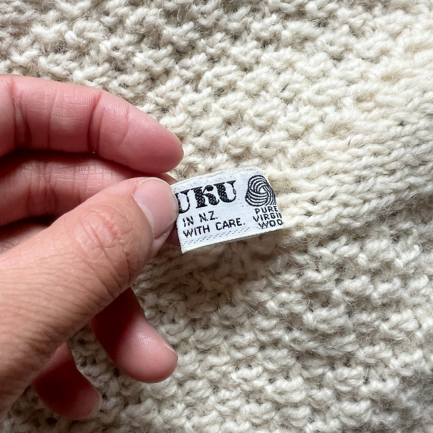 Vintage Kotuku Pure Virgin Wool Scarf Ivory Cream Tassel Made in New Zealand