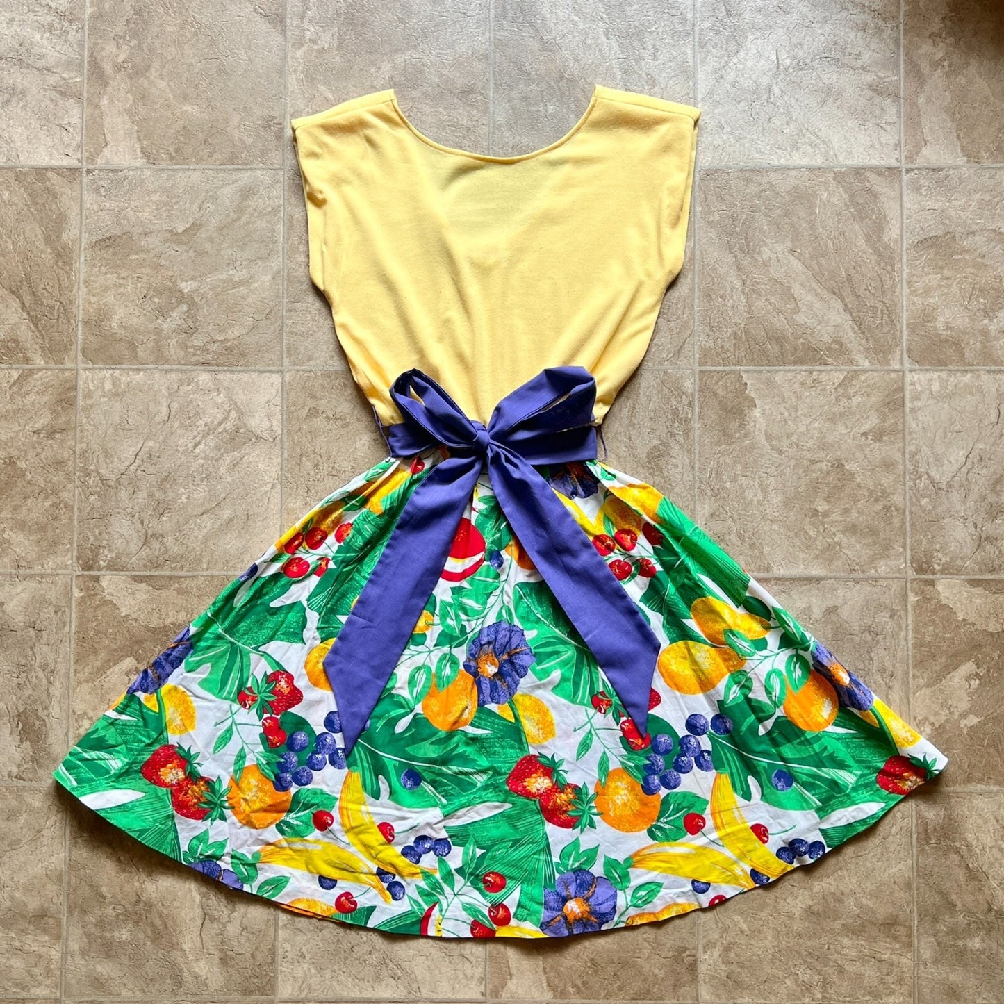 Vintage 70s Vicky Vaughn Womens Fruit Print Yellow Swing Dress Size 11