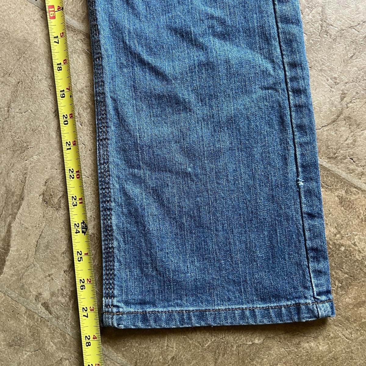 Carhartt Traditional Fit Jeans 8 x 28 Medium Wash Straight Leg Classic Workwear