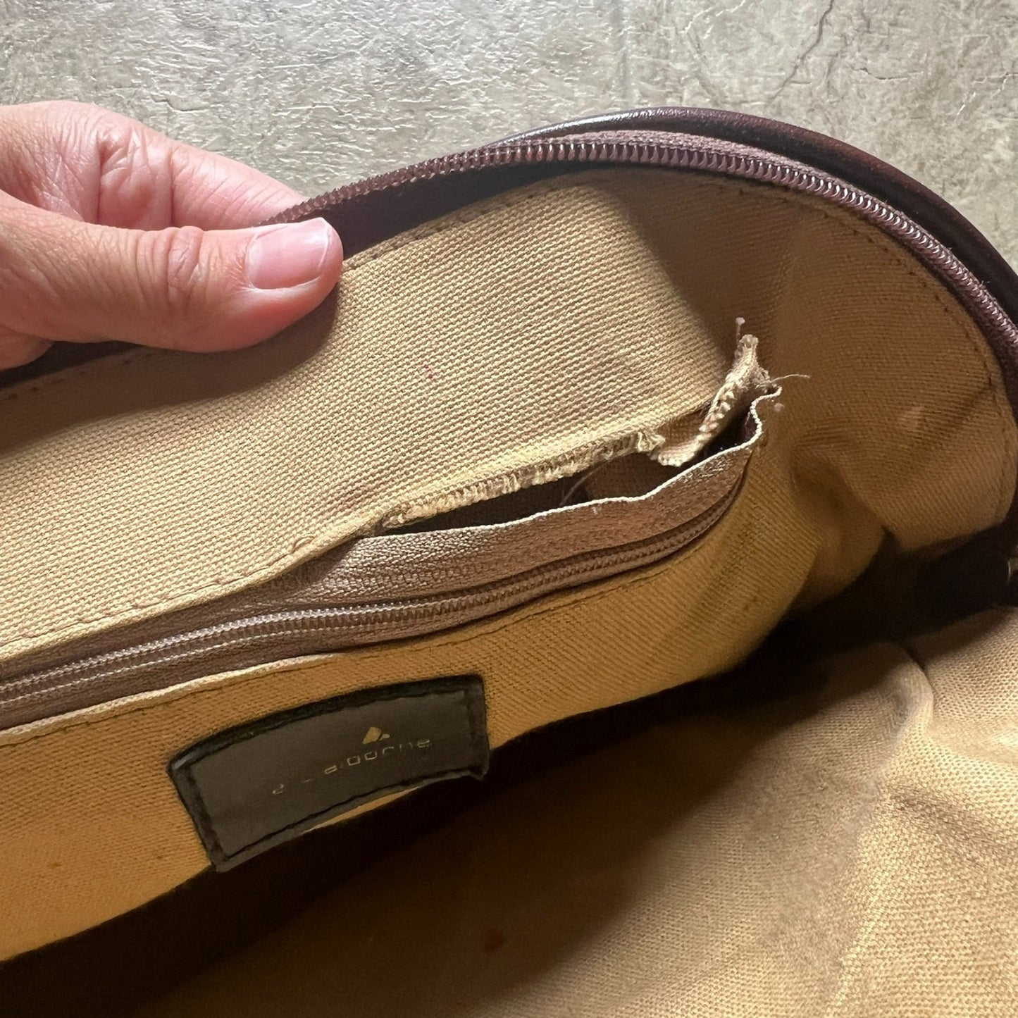 Vintage Liz Claiborne Womens Leather Handbag Tan Brown Full Zip Classic Timeless