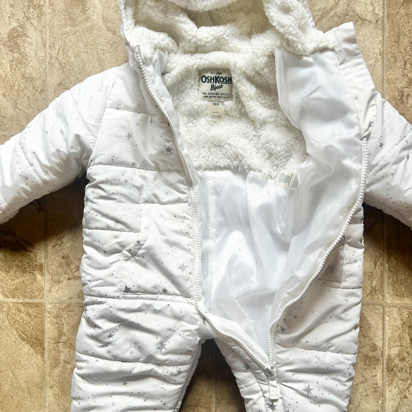 OshKosh B'Gosh Baby Toddler Puffer Snowsuit Size 18M White Sherpa Lined Hooded