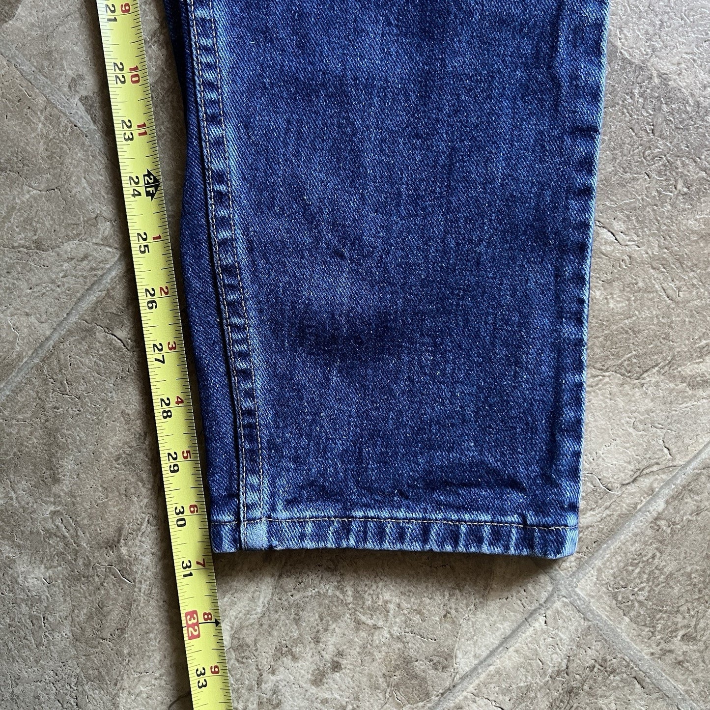 Vintage 90s Wrangler Womens Mom Jeans Size 12 x 32 High Waisted Straight Leg