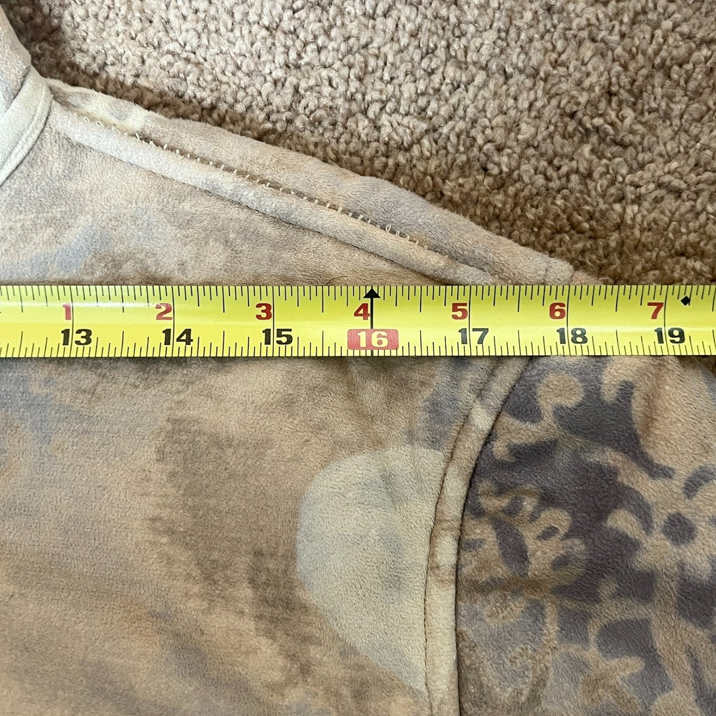 Vintage Y2K Turtle Fur Womens Faux Suede Jacket Size S Cream Sherpa Lined Abstract Artsy Boho Hippie Scandi