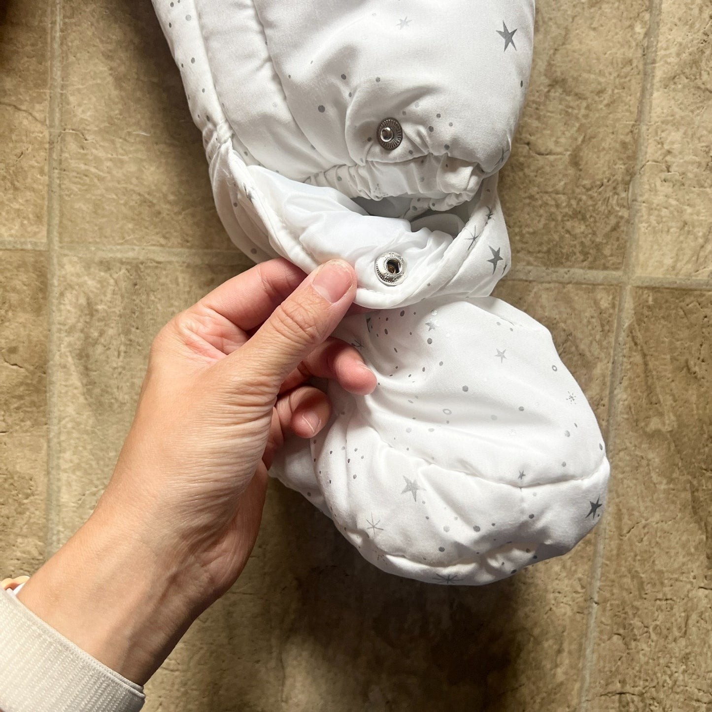 OshKosh B'Gosh Baby Toddler Puffer Snowsuit Size 18M White Sherpa Lined Hooded