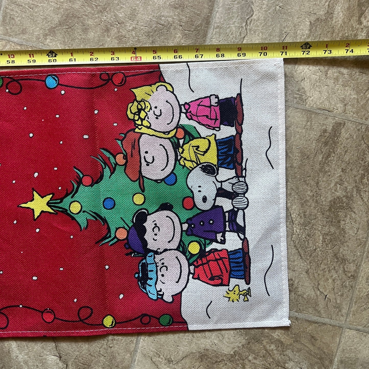 Peanuts Snoopy Gang Christmas Table Runner Holiday Festive Retro Nostalgic Cartoon Winter
