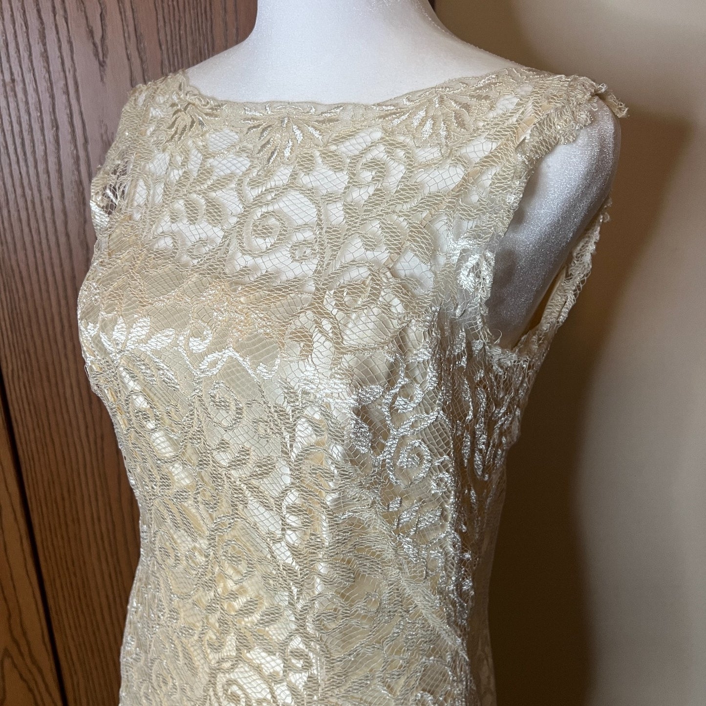 Vintage 70s Womens Maxi Dress Champagne Gold Lace Drop Waist Satin Ribbon Formal Bridal