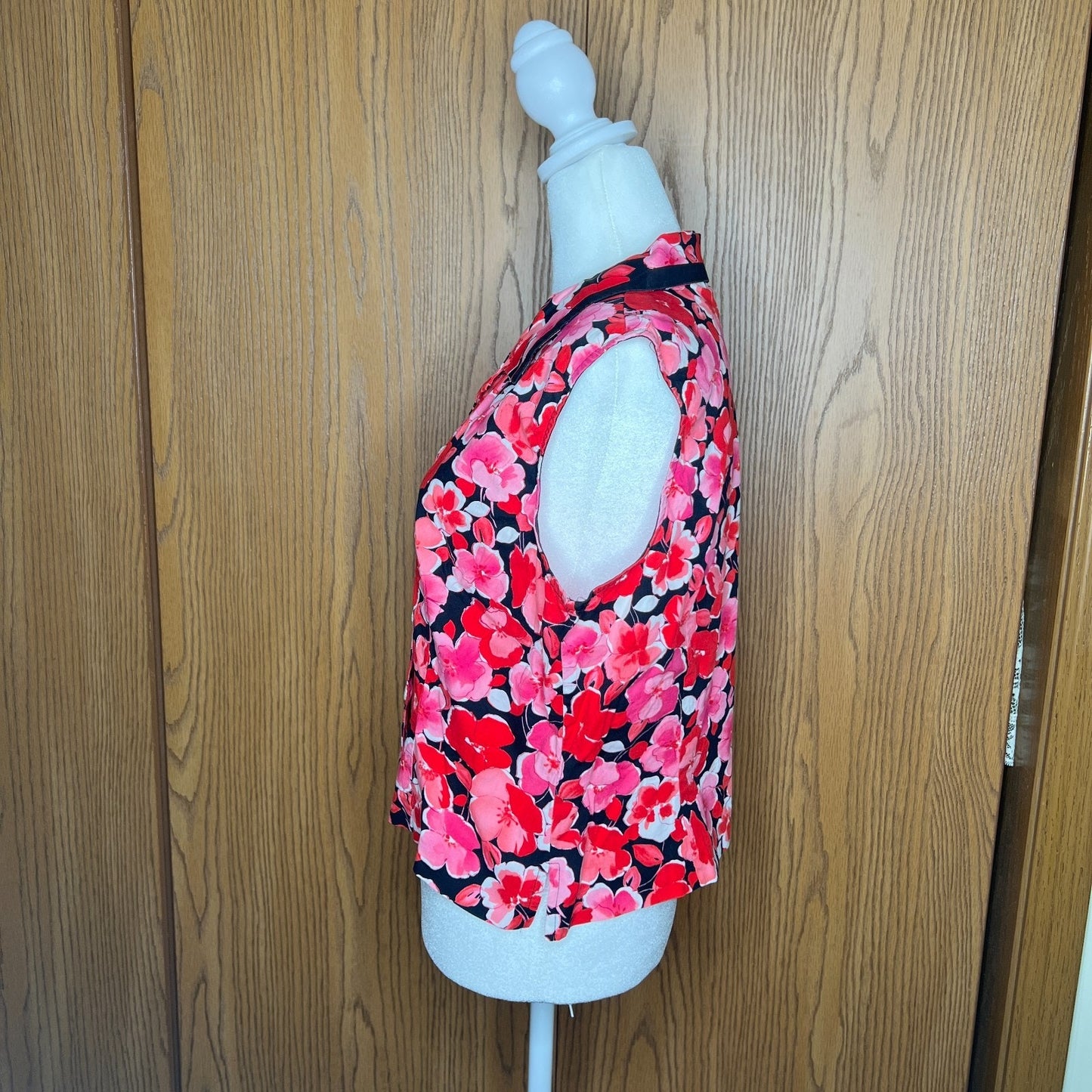 Vtg Y2K Scarlett Floral Sleeveless Top 12P Resort Vacation Mod Artsy Statement