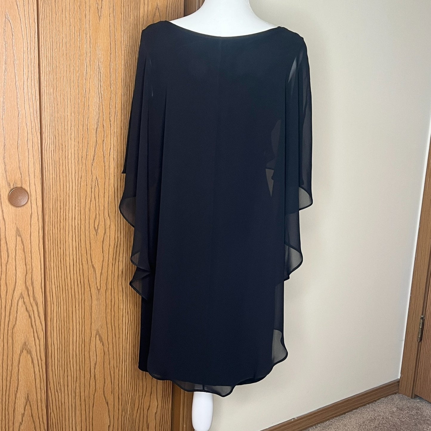 Glamour Womens Black Capelet Dress Size 4P Sheer Overlay Formal Wedding Cocktail Evening Goth