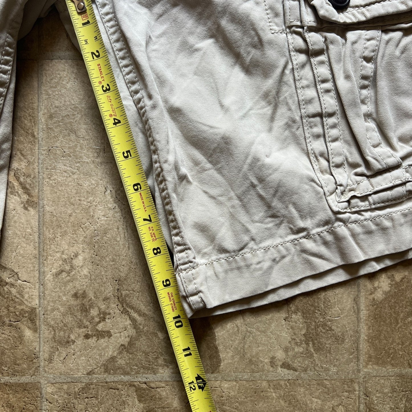 American Eagle Mens Cargo Shorts 28 Beige Baggy Skater Grunge