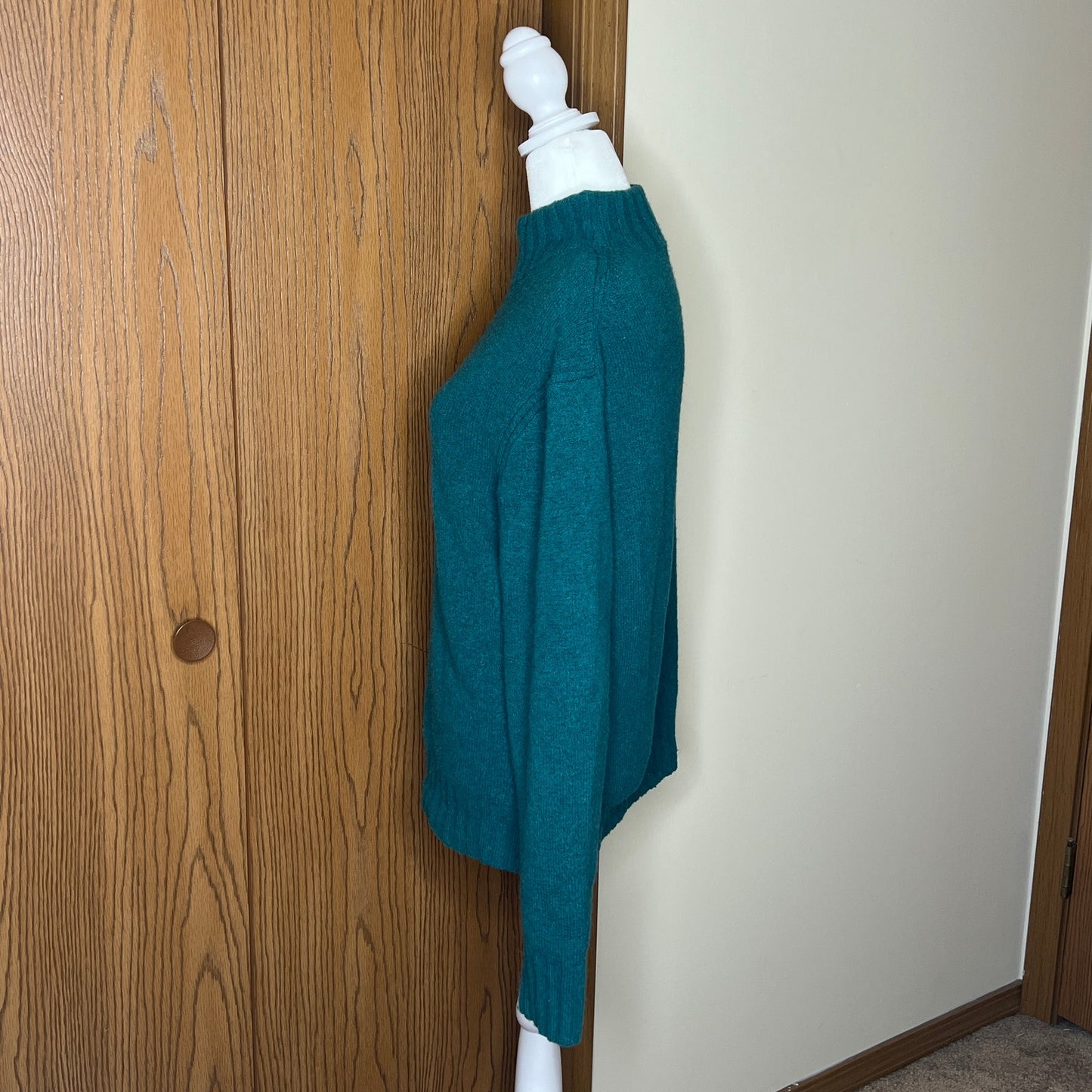 J. Crew Turtleneck Sweater Size L Teal Green Merino Alpaca Blend Christmas Holiday Preppy
