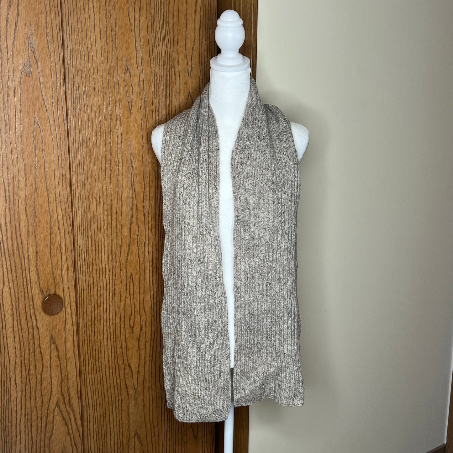 Wool Blend Ribbed Knit Scarf Gray Beige Minimalist Cozy Classic Fall Winter