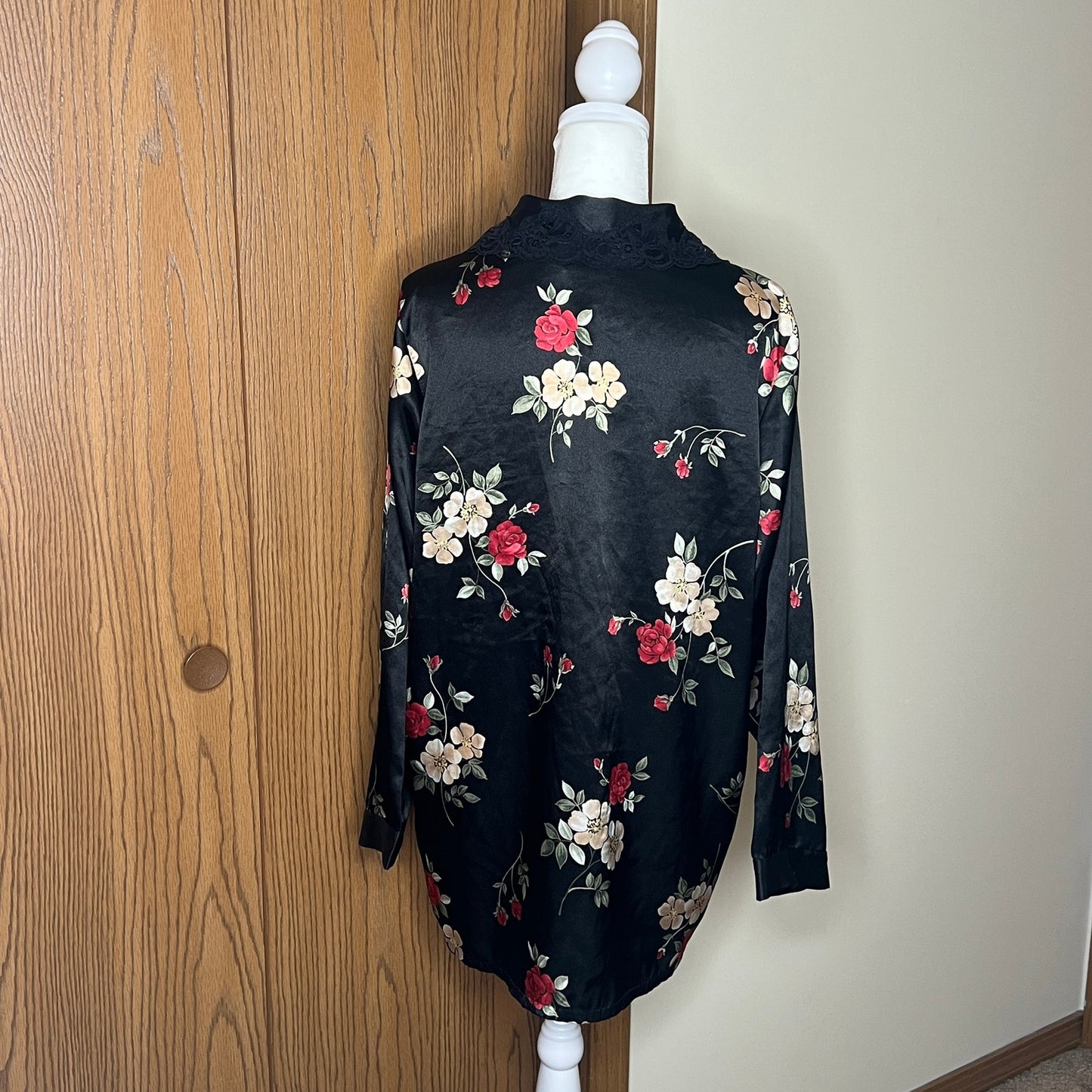 Vtg 90s Adonna Satin Pajama Shirt M Black Red Floral Lace Holiday Feminine Romantic