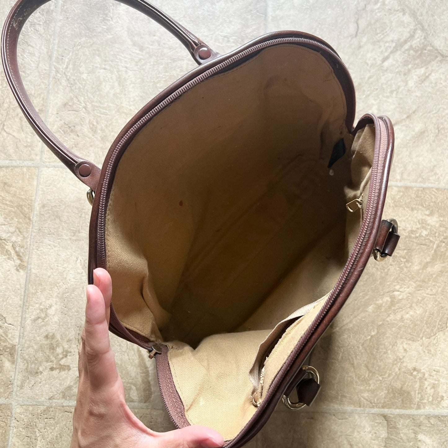 Vintage Liz Claiborne Womens Leather Handbag Tan Brown Full Zip Classic Timeless