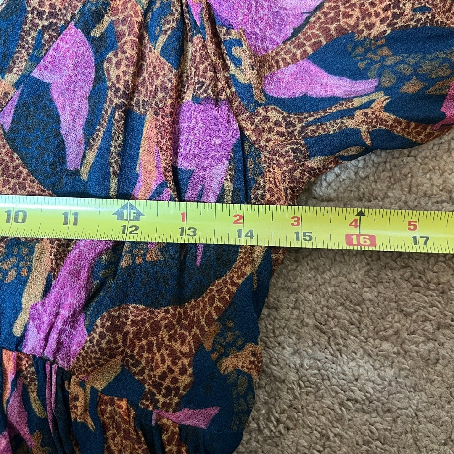 Farm Rio Anthropologie Jirafas Ruffled Top Giraffe Novelty Boho Whimsical Hippie