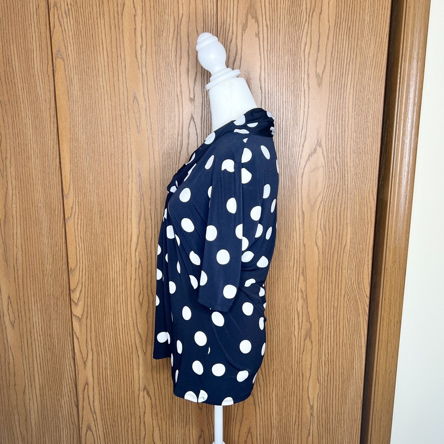 Premise Studio Polka Dot Top M Navy Ruched Slinky Twee Preppy Nautical Classic