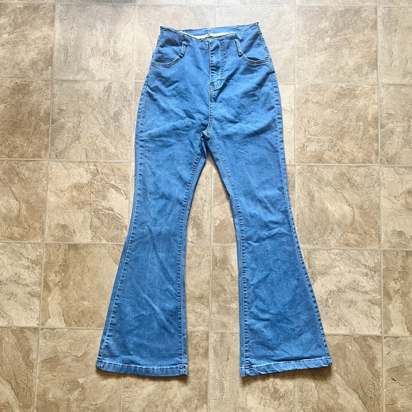 Womens Wide Leg Flare Jeans High Waisted Light Wash Stretchy 70s Inspired