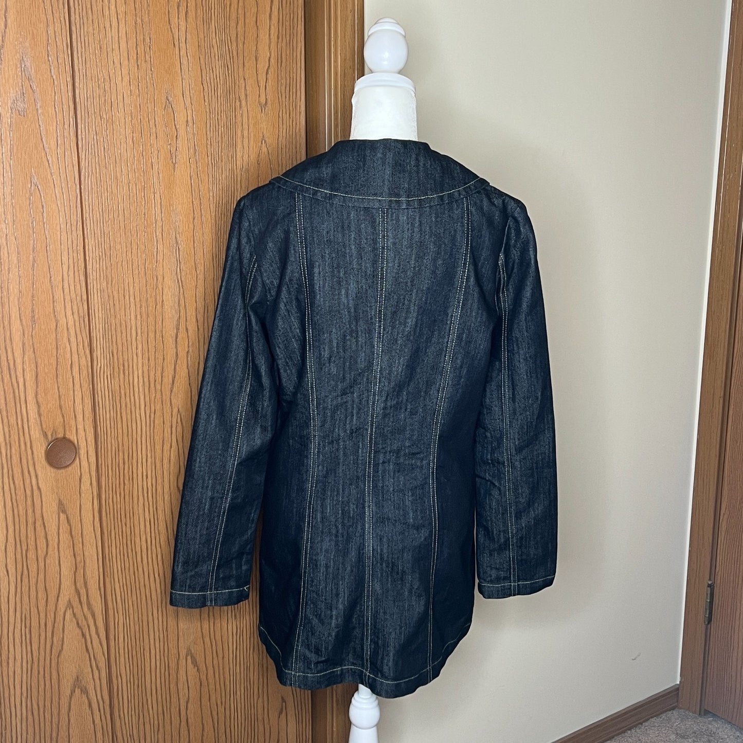 Vintage Y2K Baccini Womens Denim Jacket Dark Wash Ruffle Collar Structured Baddie Grunge Classic Timeless