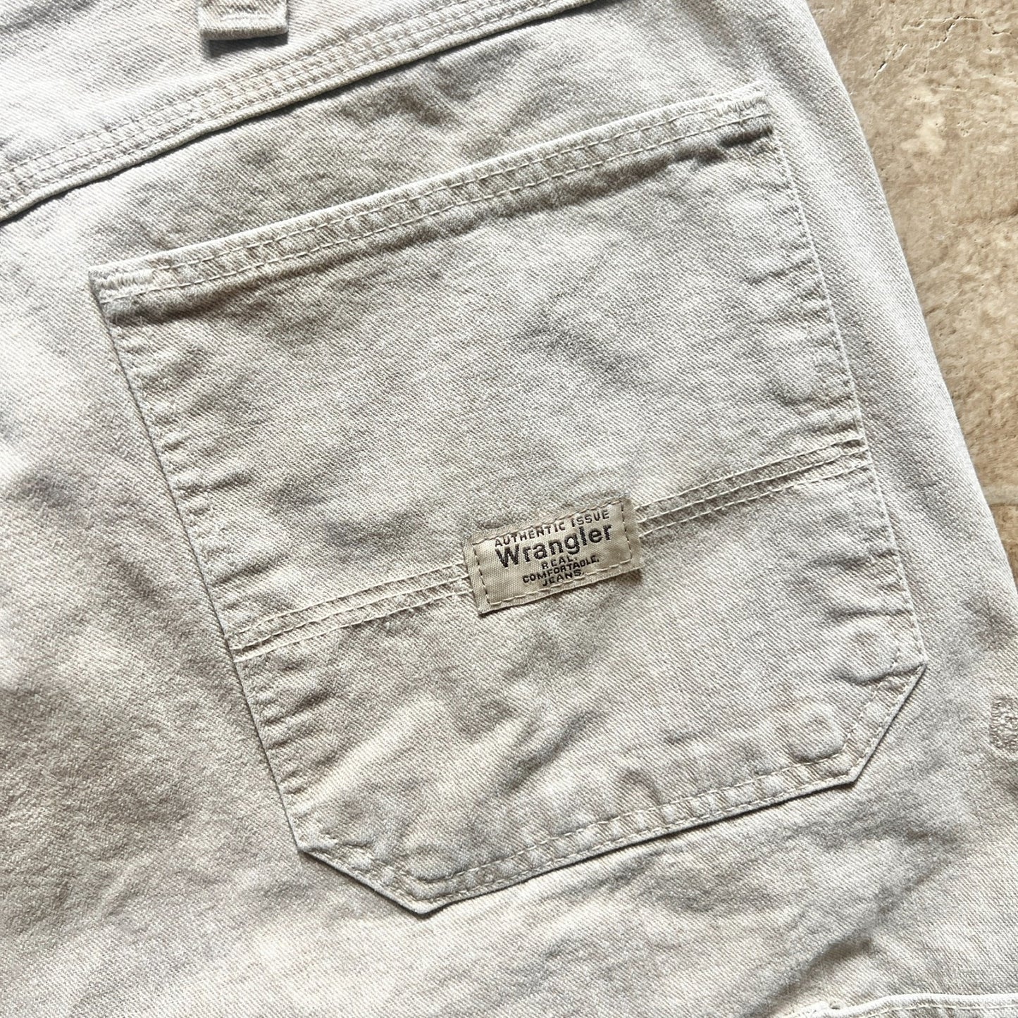 Vtg 90s Wrangler Mens Carpenter Cargo Denim Shorts Beige