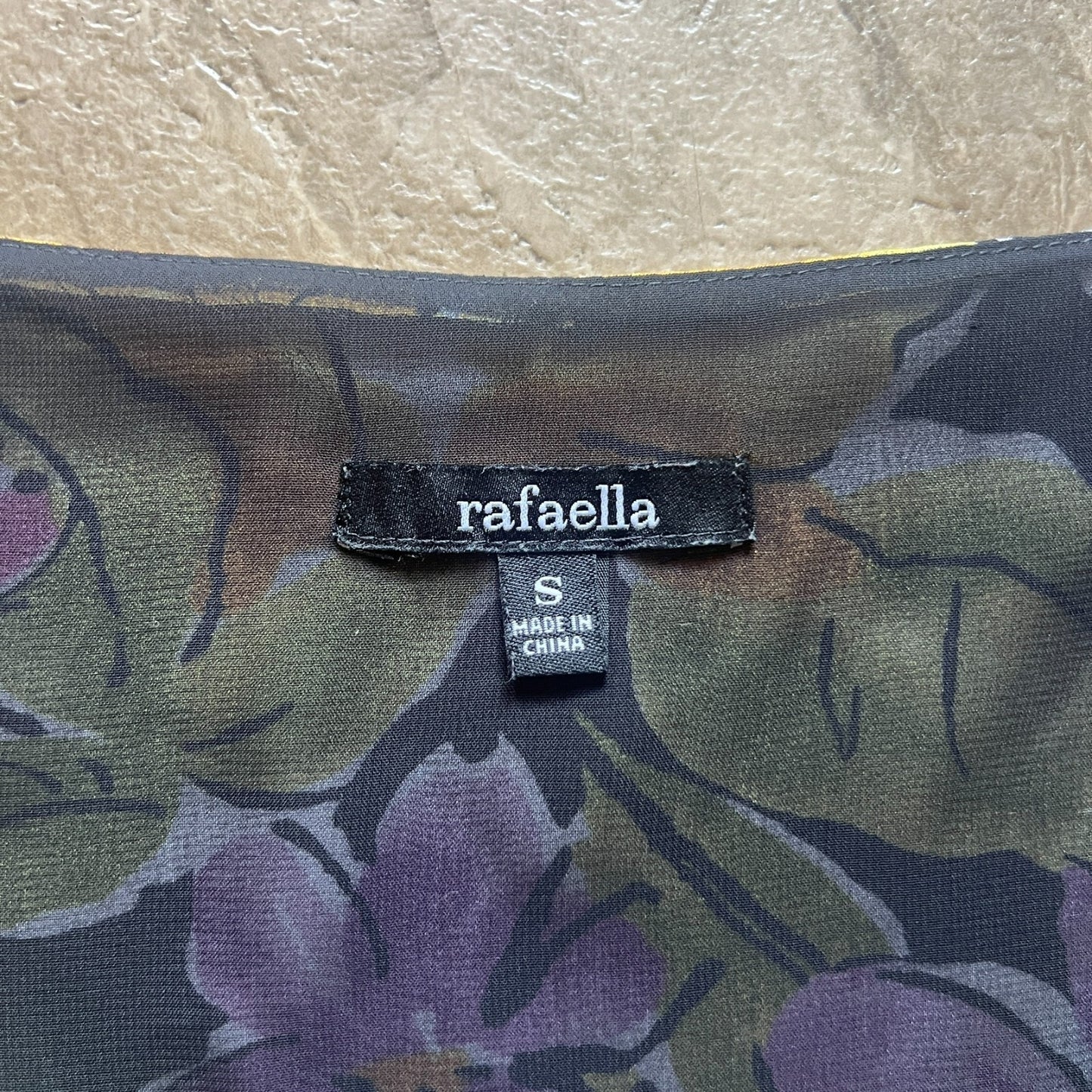 Rafaella Womens Floral Top Multi-color Semi-sheer Flutter Sleeve