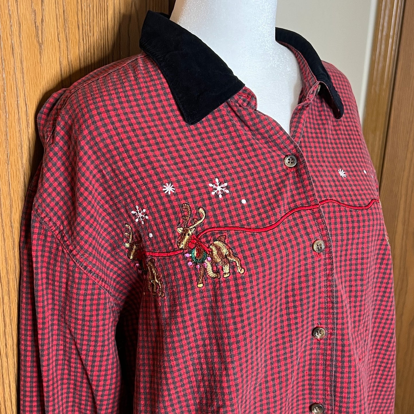 Vtg Nutcracker Christmas Shirt XL Plaid Embroidered Velvet Collar Holiday Retro