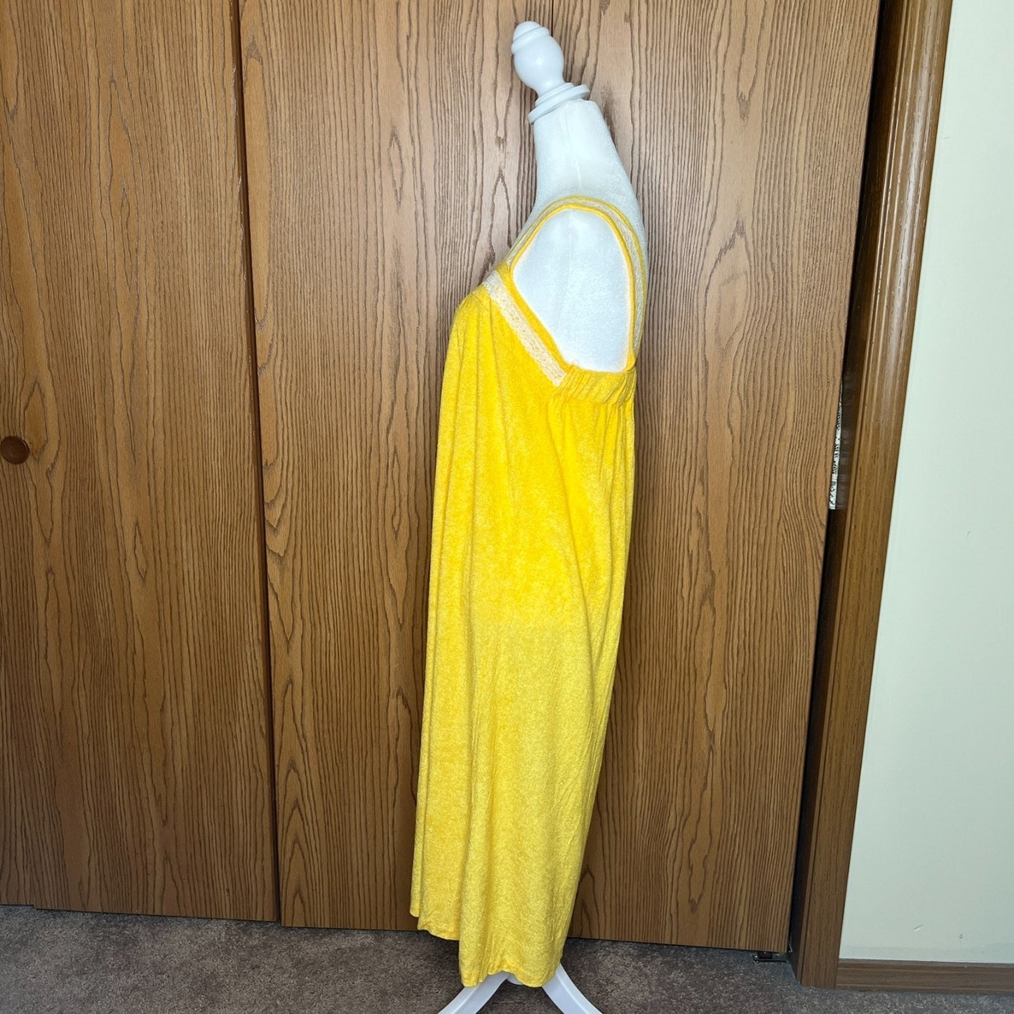 Vtg 70s JCPenney Terrycloth Lounge Dress M Yellow Lace Boho Mod Resort Summer