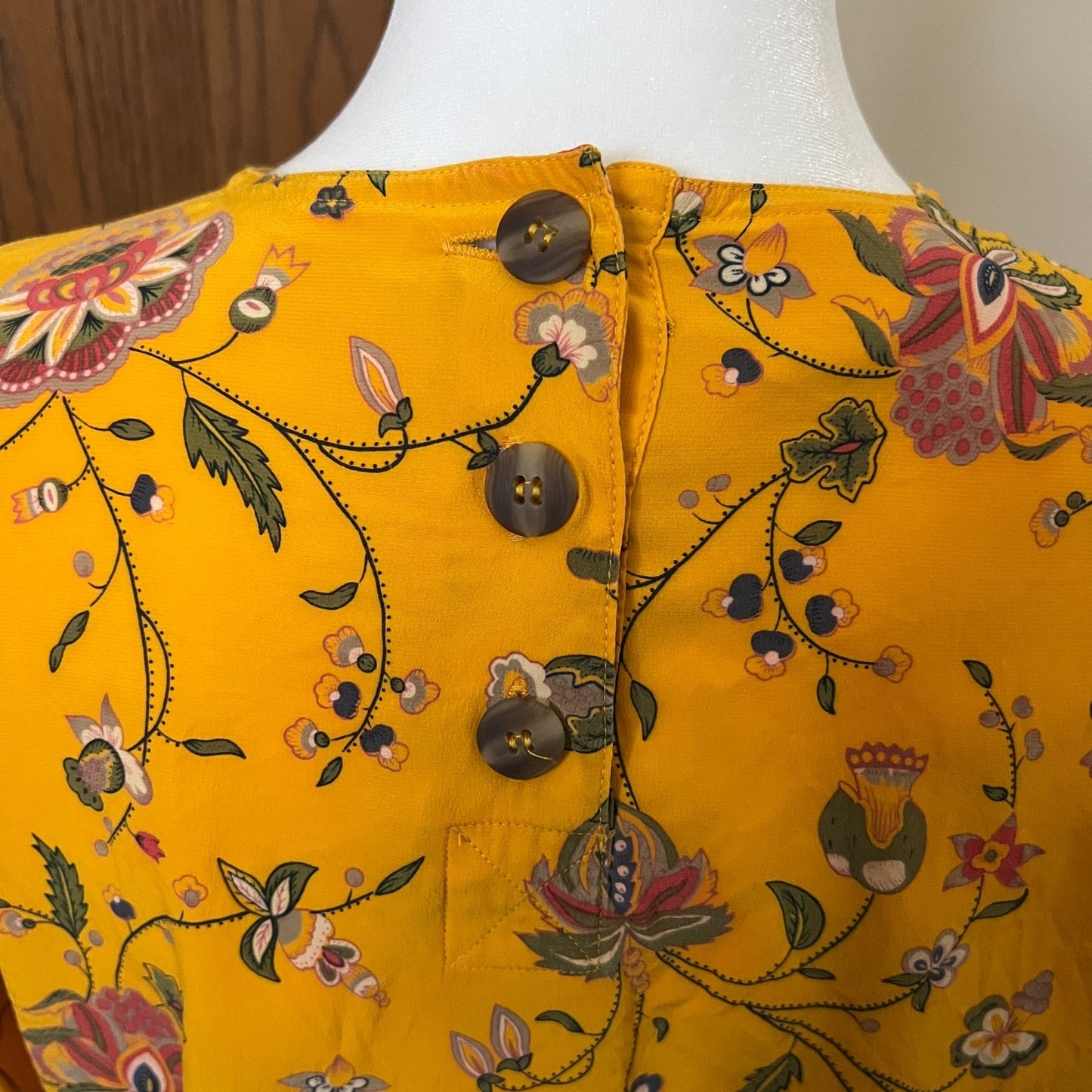 Vtg Liz Claiborne 100% Silk Blouse Mustard Yellow Paisley Floral Boho Maximalist