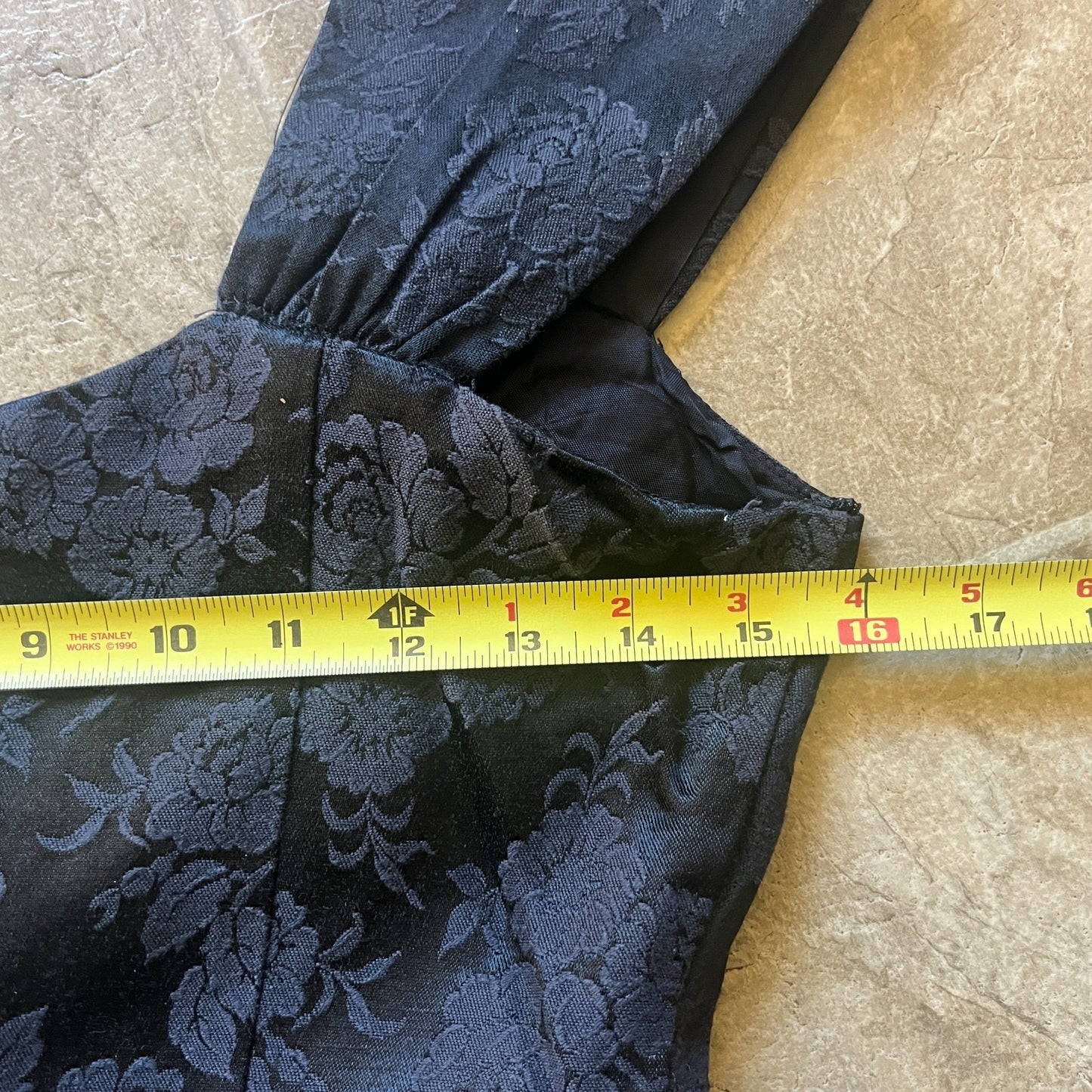 Vintage Roberta Womens Black Floral Jacquard Dress Fit & Flare Scalloped Neckline Tulle Lining Goth Romantic Feminine Whimsigoth Rockabilly