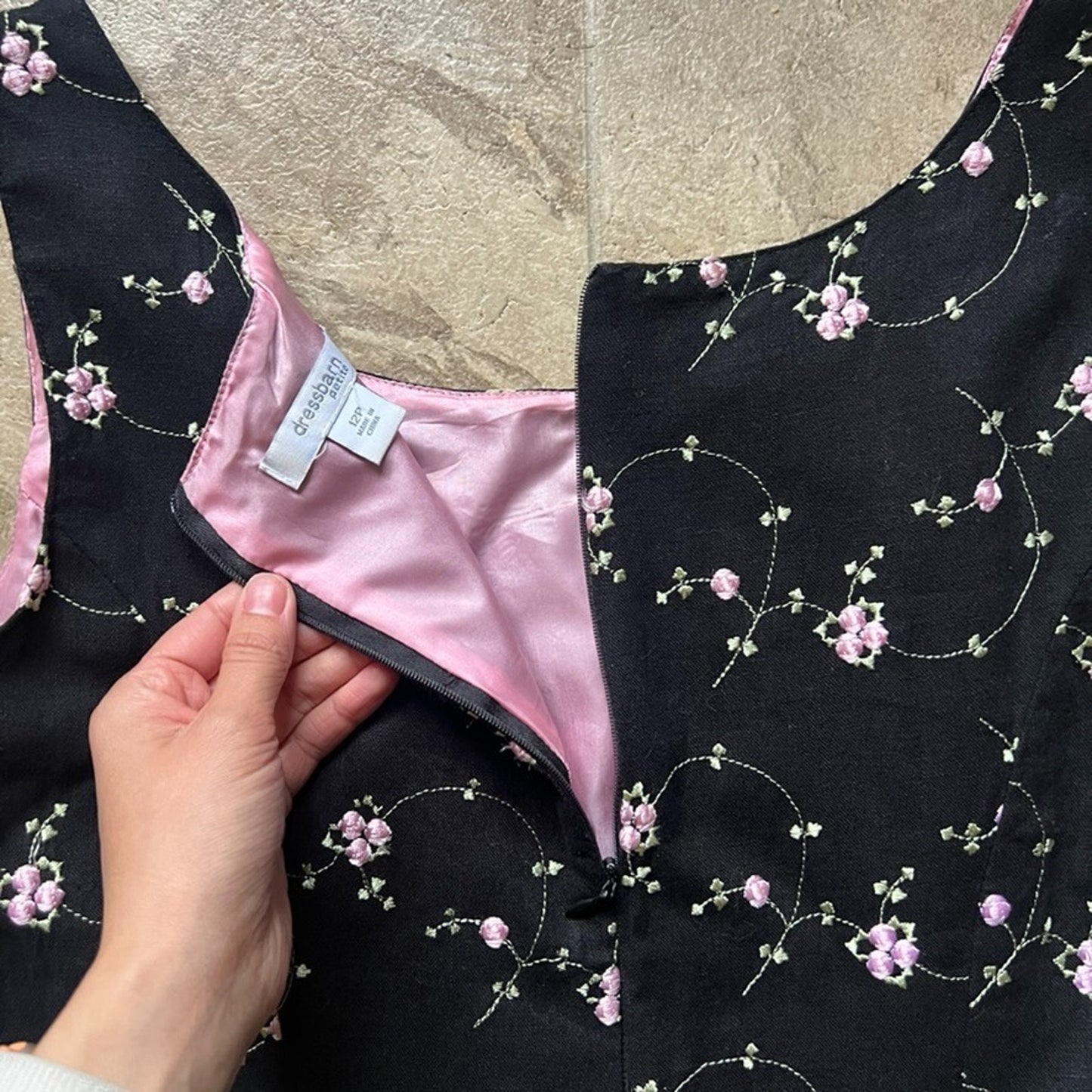 Vtg Dress Barn Womens Black Floral Embroidered Romantic Feminine Dainty Romantic