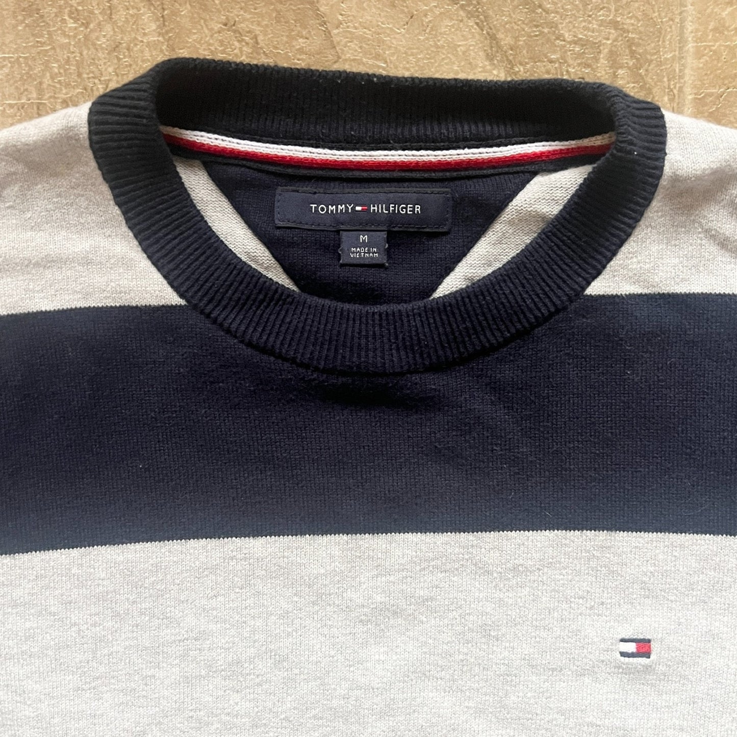 Tommy Hilfiger Womens Striped Sweater Size M Gray Navy Embroidered Logo Nautical Coastal