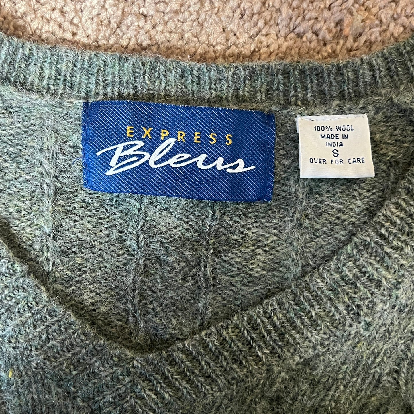 Vtg 90s Express Bleus Womens 100% Wool Sweater Size S Sage Green Christmas Minimalist Earthy