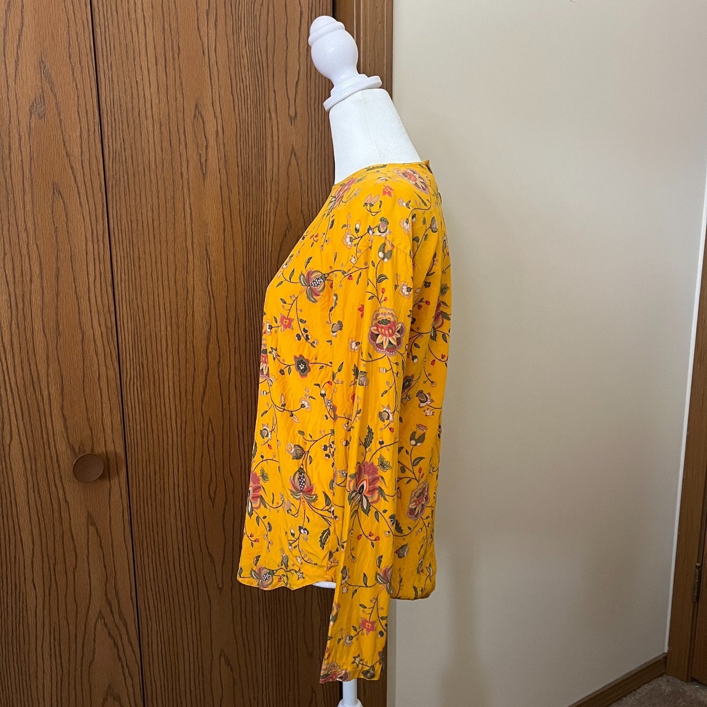Vtg Liz Claiborne 100% Silk Blouse Mustard Yellow Paisley Floral Boho Maximalist