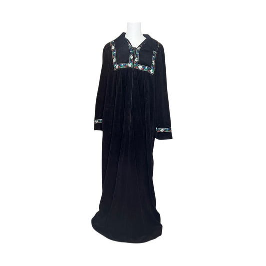 Vintage Komar Velvet Robe Nightgown Housecoat Maxi Dress Size L Black Floral Embroidered Dark Cottagecore Whimsigoth Ren Faire