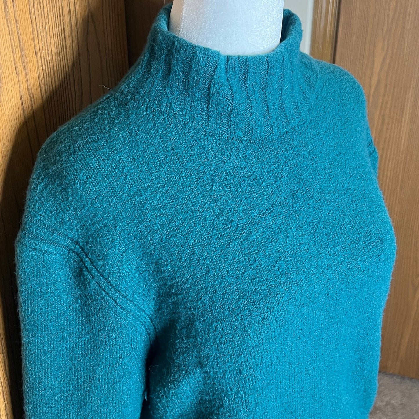 J. Crew Turtleneck Sweater Size L Teal Green Merino Alpaca Blend Christmas Holiday Preppy