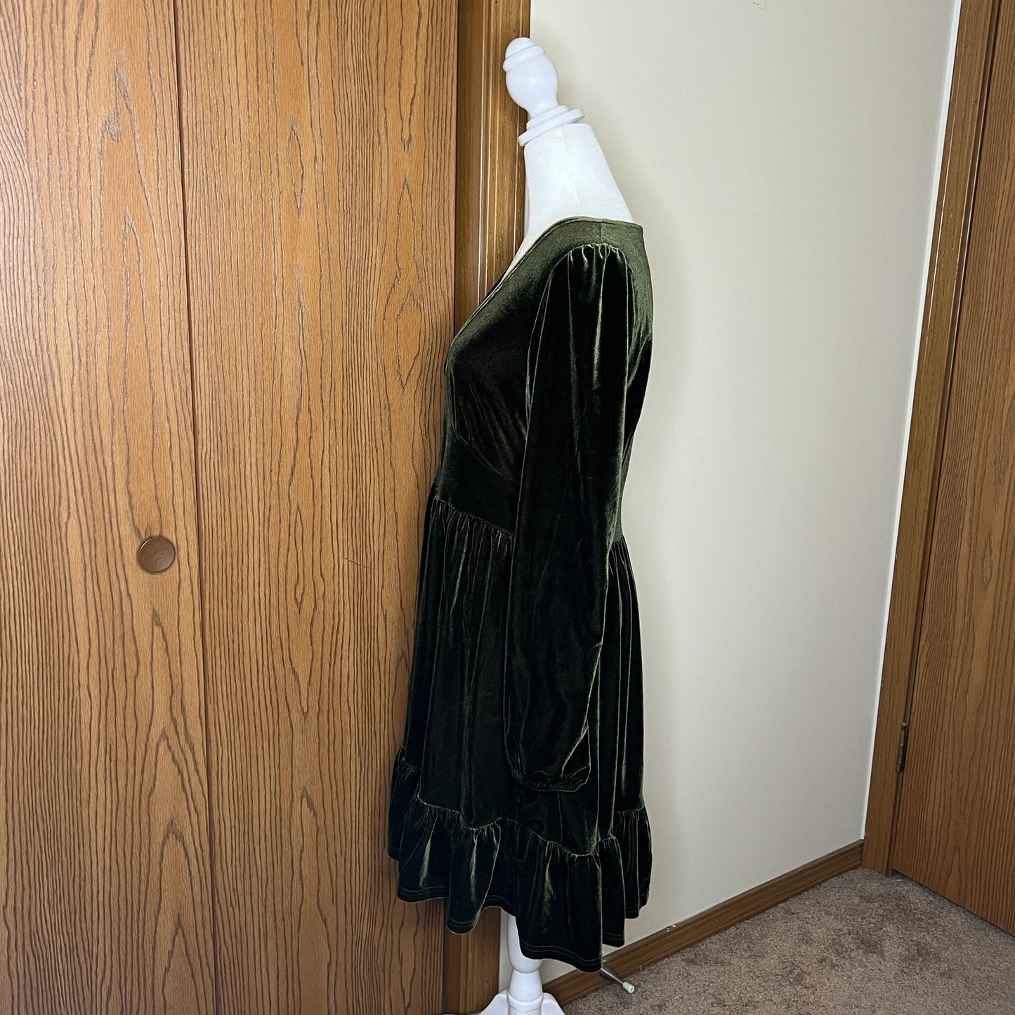 Halara Everyday Deep V Neck Long Sleeve Ruffled Hem Velvet Mini Chill Dress L Holiday Christmas