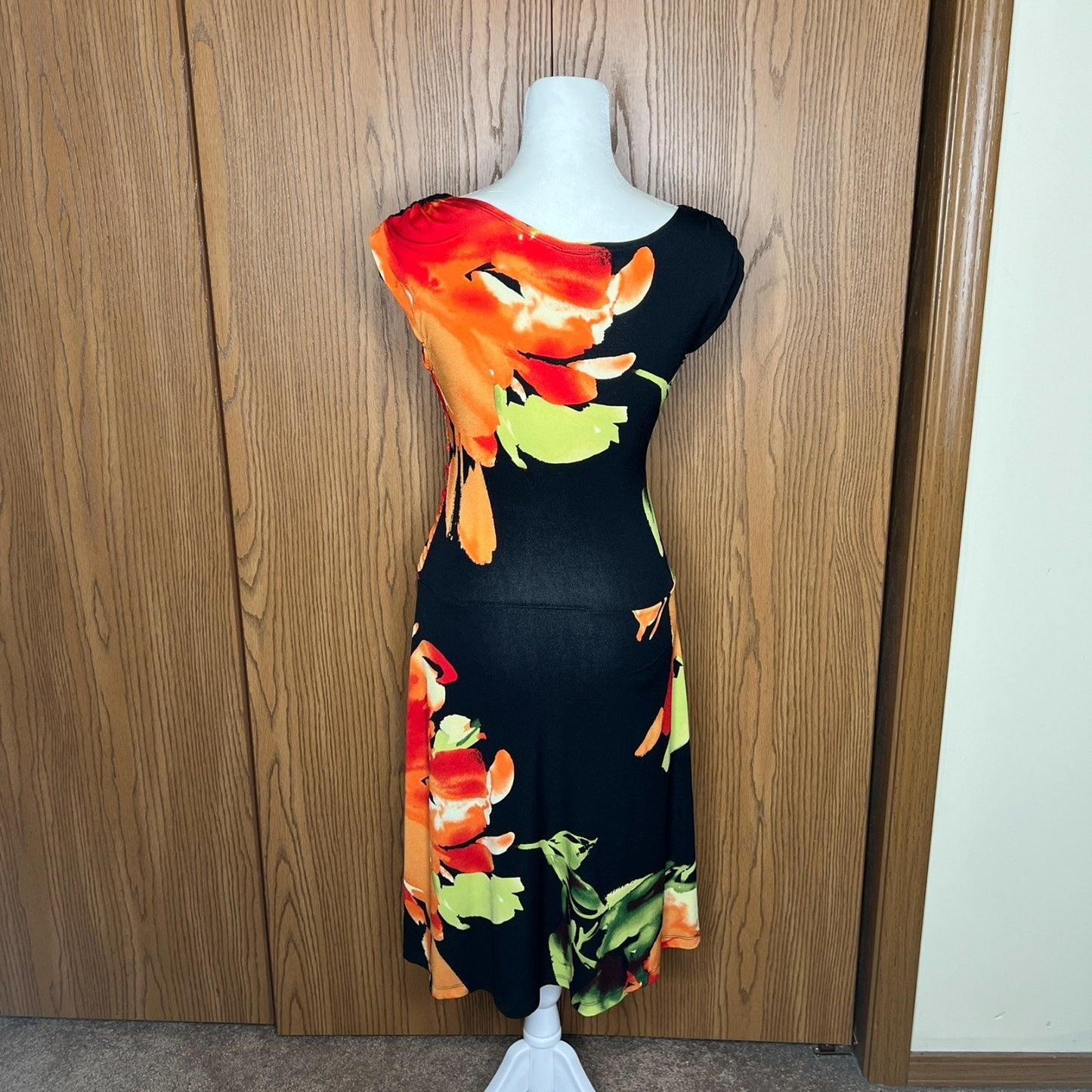 En Focus Studio Floral Midi Dress 6 Ruched Waist Y2K Artsy Resort Boho Statement