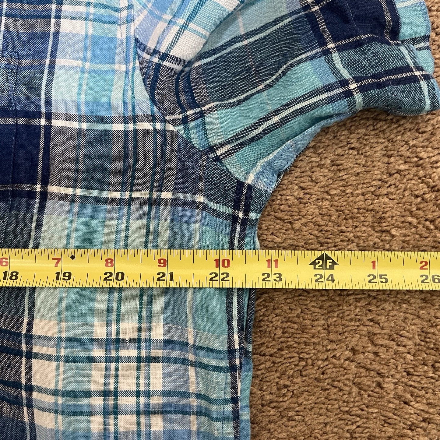 L.L. Bean Mens 100% Linen Slightly Fitted Button-up M Blue Plaid Classic Outdoor