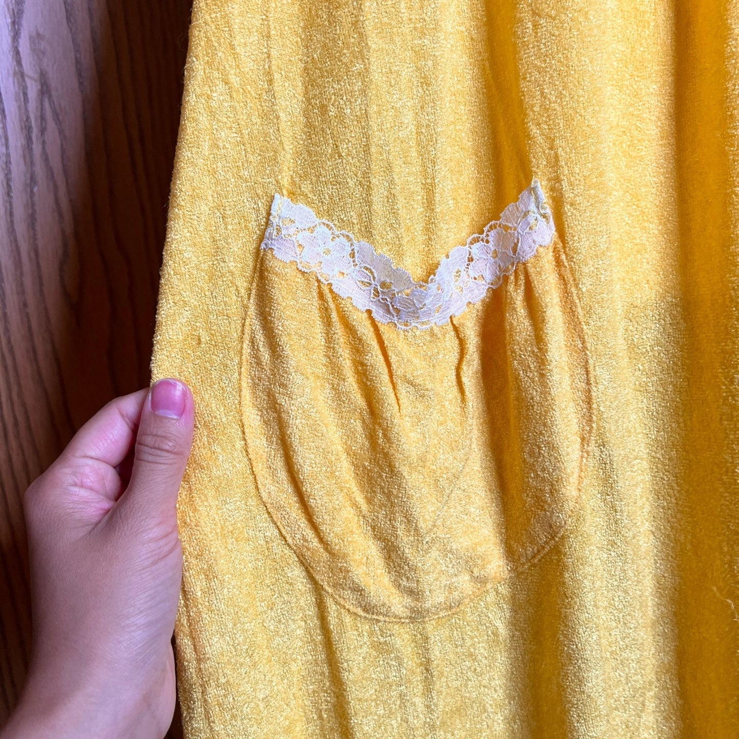 Vtg 70s JCPenney Terrycloth Lounge Dress M Yellow Lace Boho Mod Resort Summer