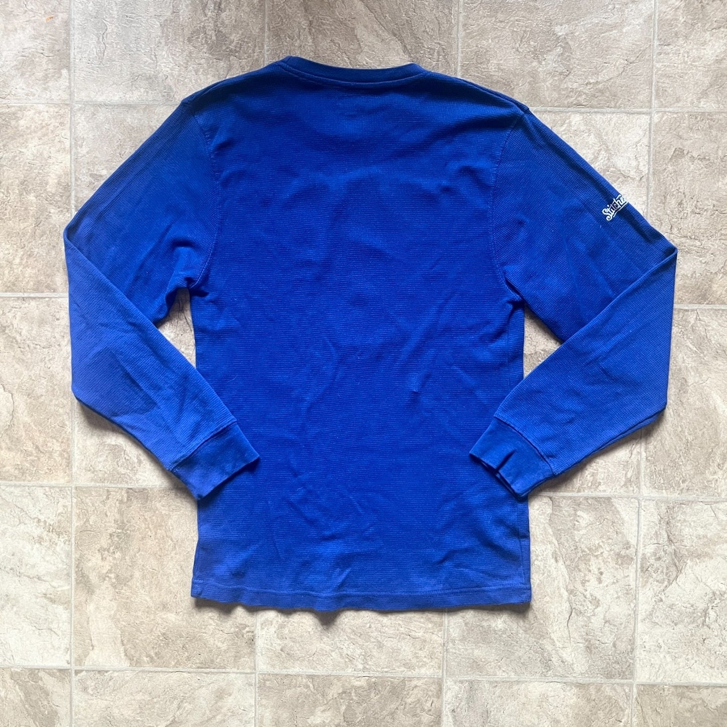 MLB Texas Rangers Stitches Mens Waffle Knit Thermal Shirt Size M Blue Red Logo Fitted Baseball Sports Classic