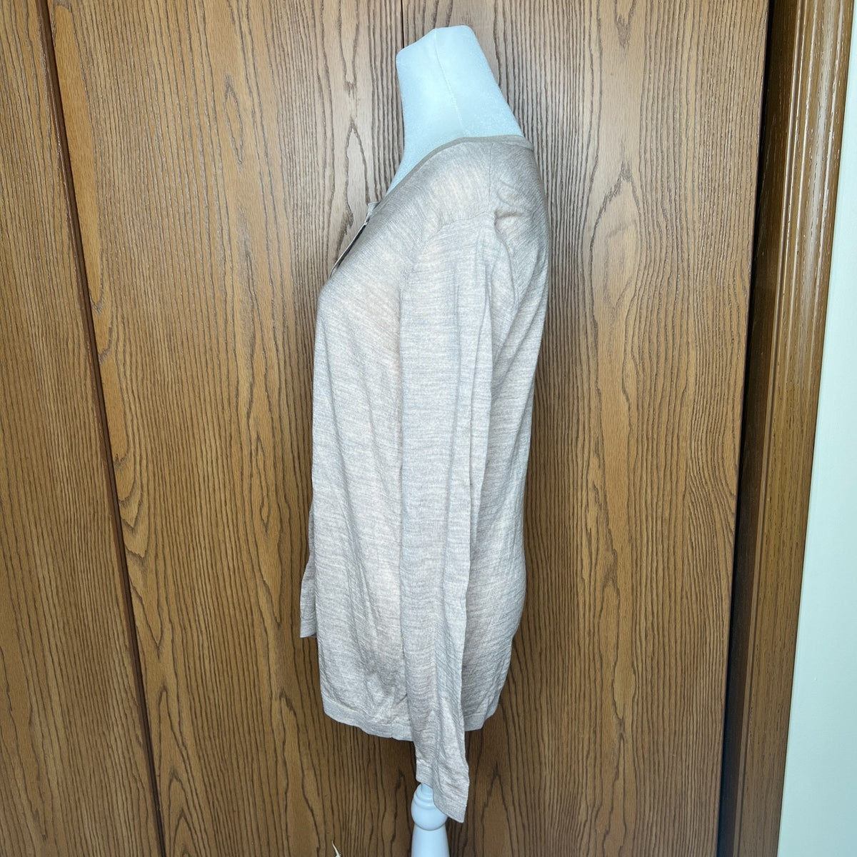 Womens 100% Superfine Merino Wool Cardigan Light-weight Minimalist Quiet Luxury