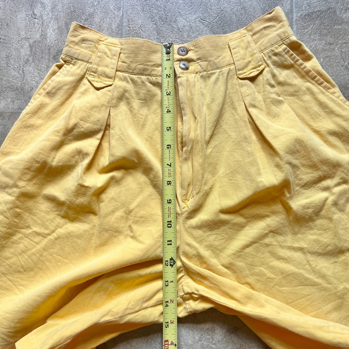 Vintage 90s Womens Sunshine Yellow Shorts 8 High Waisted Preppy Classic Coastal
