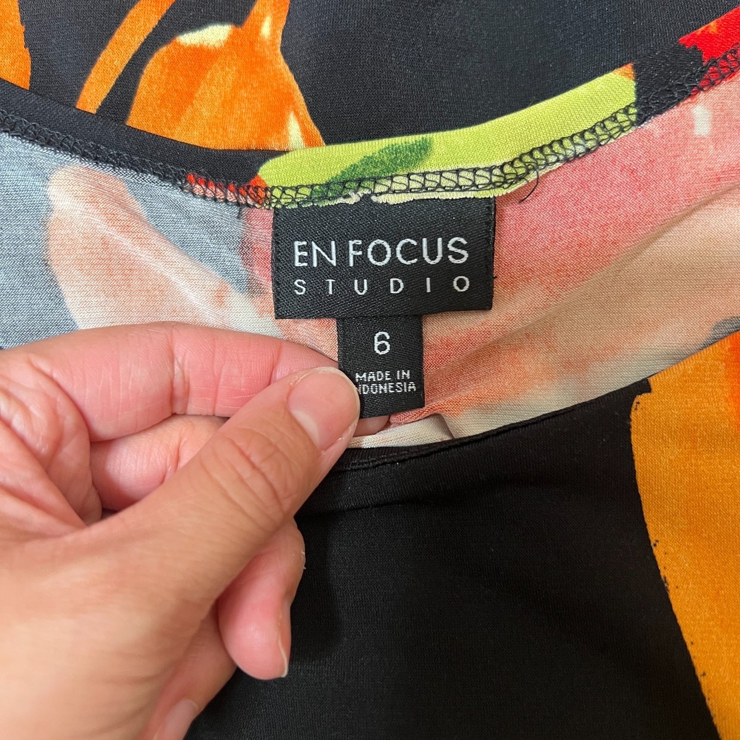 En Focus Studio Floral Midi Dress 6 Ruched Waist Y2K Artsy Resort Boho Statement