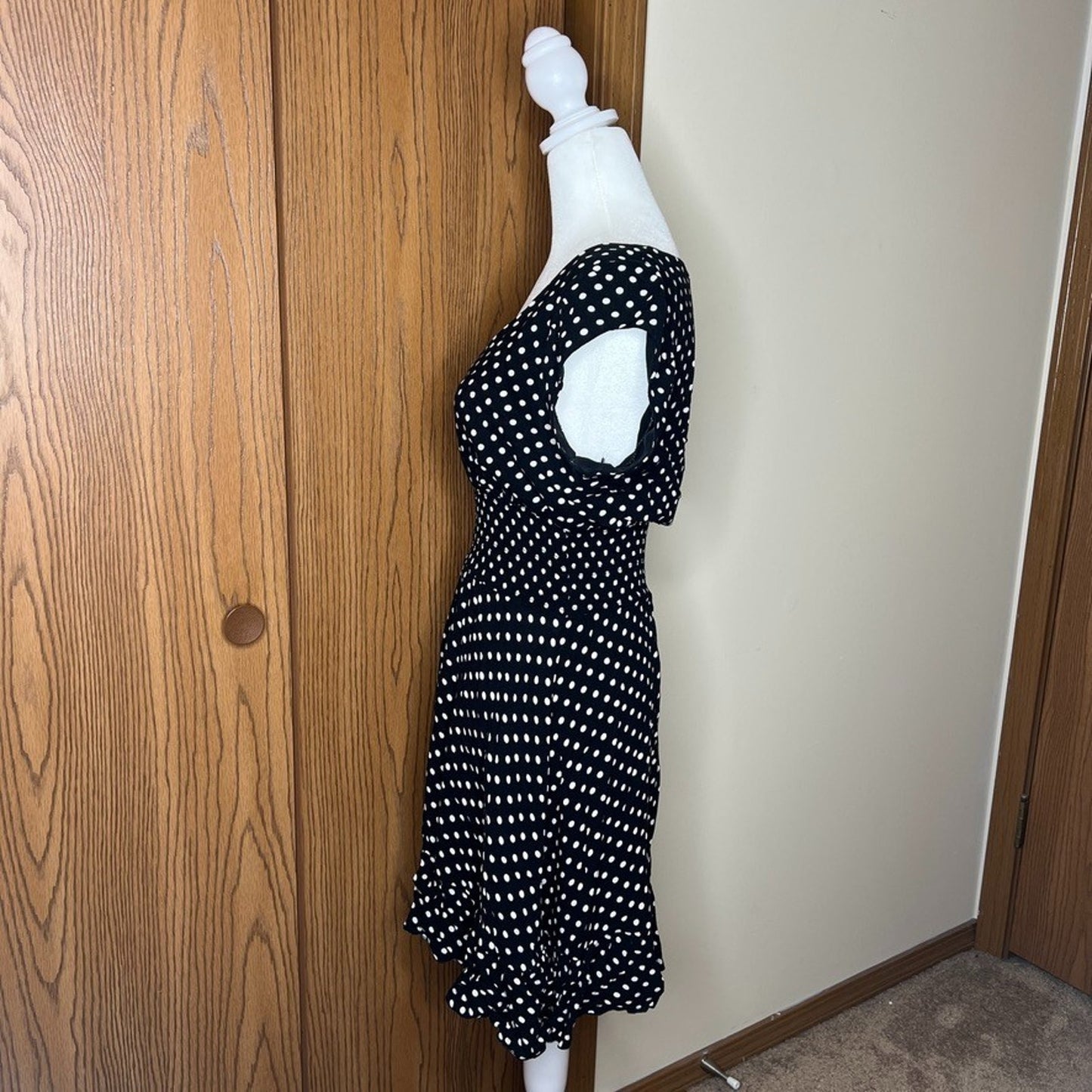 Womens Polka Dot Mini Dress M Smocked Ruffled Feminine Romantic Dainty Classic