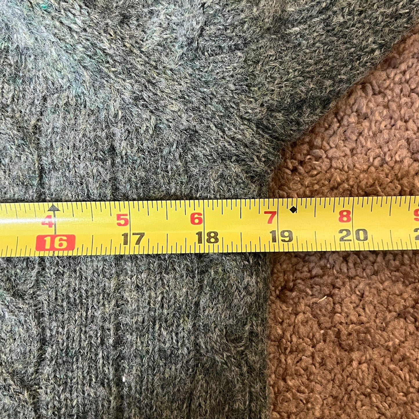 Vtg 90s Express Bleus Womens 100% Wool Sweater Size S Sage Green Christmas Minimalist Earthy