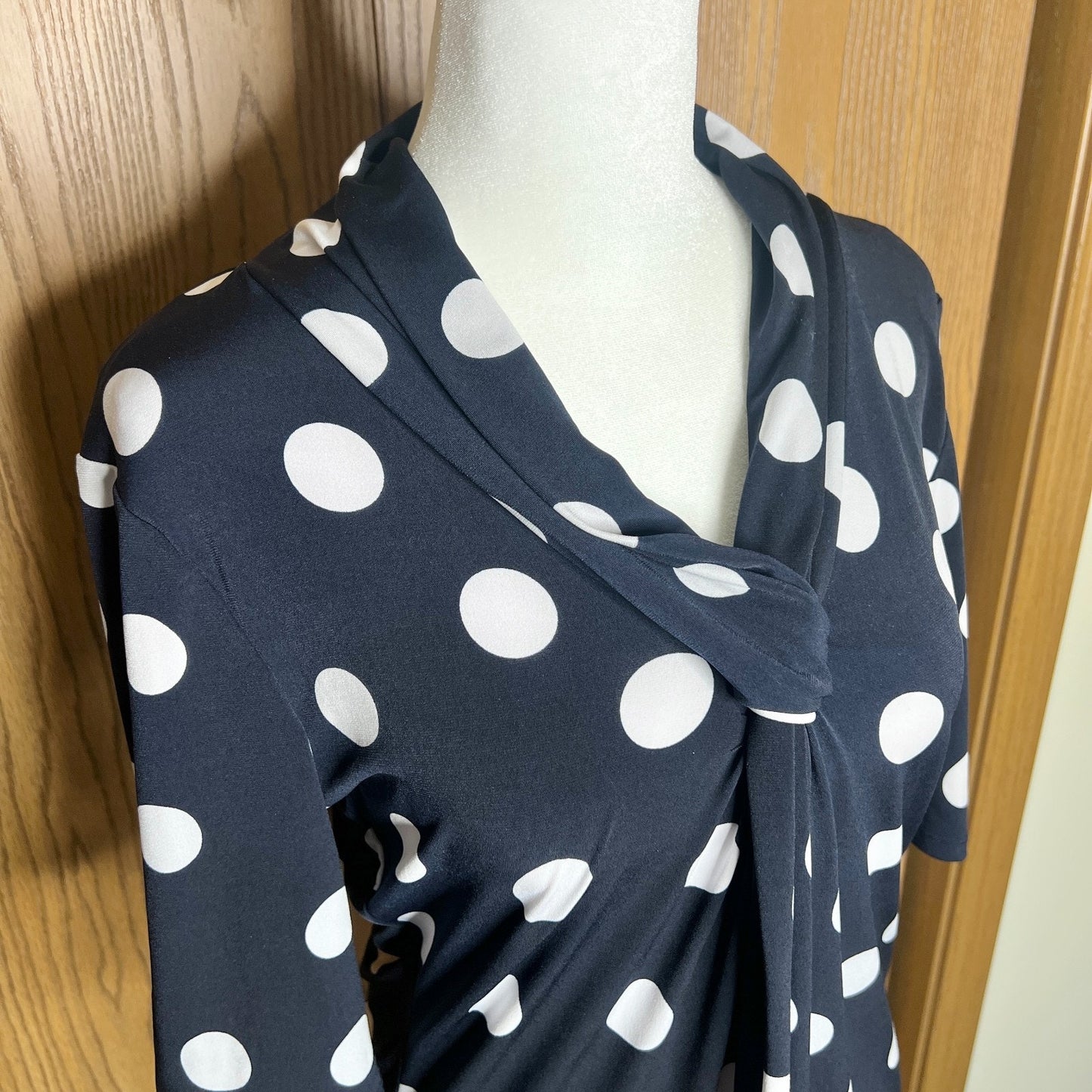 Premise Studio Polka Dot Top M Navy Ruched Slinky Twee Preppy Nautical Classic